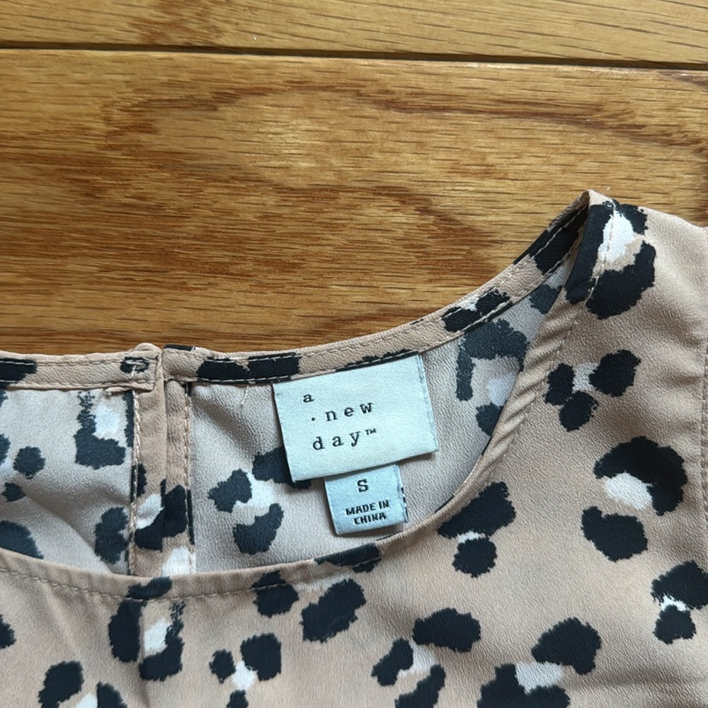 Tank Top - Picture 2 of 6